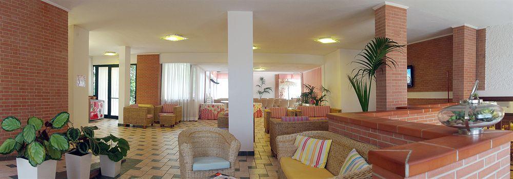 Ricci -