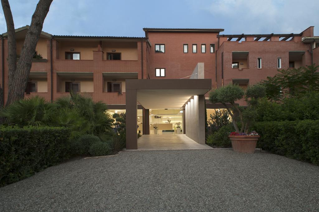 Ricci - 4*
